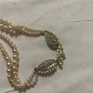 Vintage Multi-Strand Faux Pearl Necklace Rhinestone Leaf Statement 1950s 16”